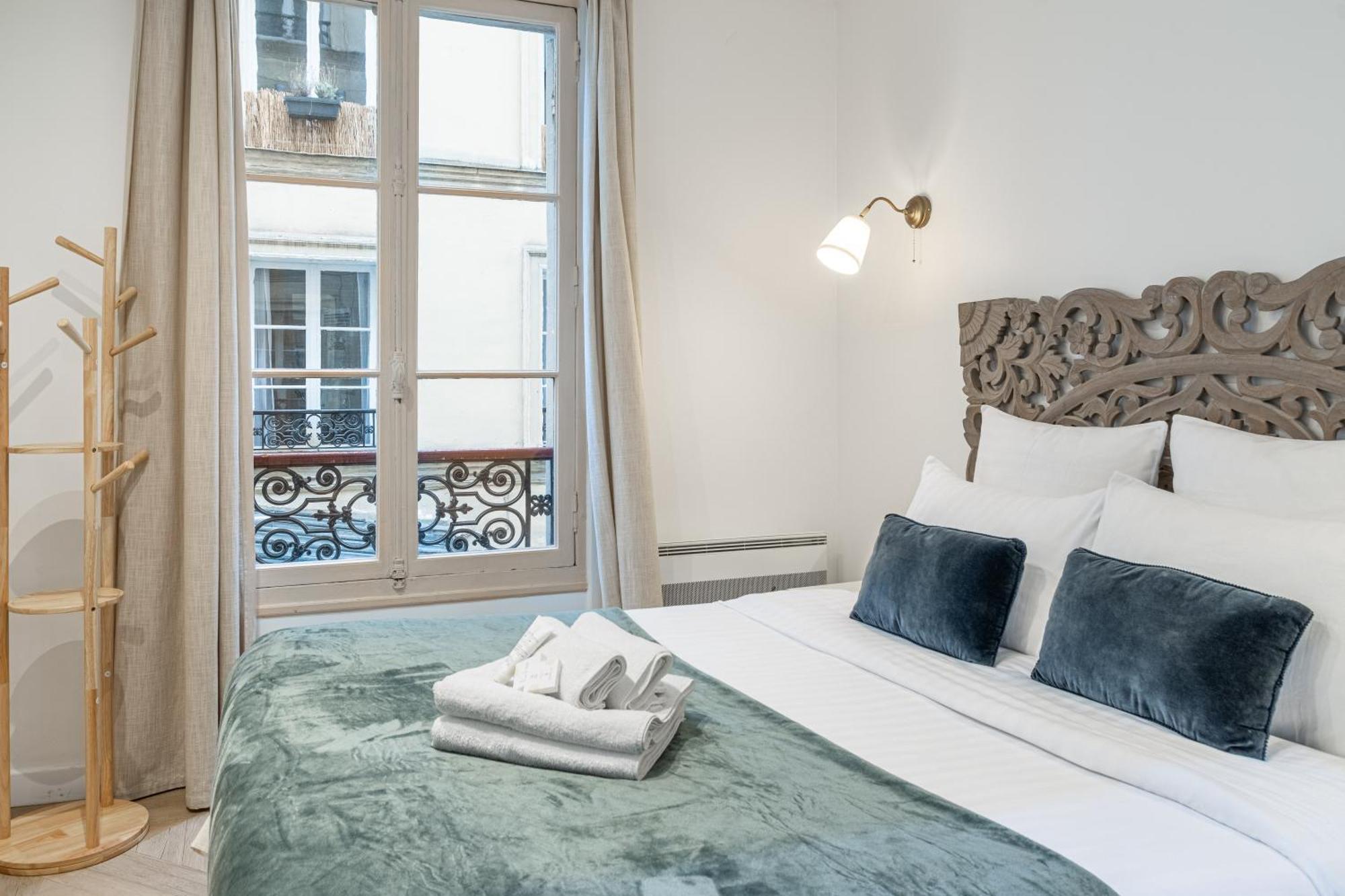 Spacieux Et Lumineux A Montorgueil Apartment Paris